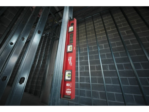 Уровень строительный Milwaukee I-Beam магнитный 4932478565