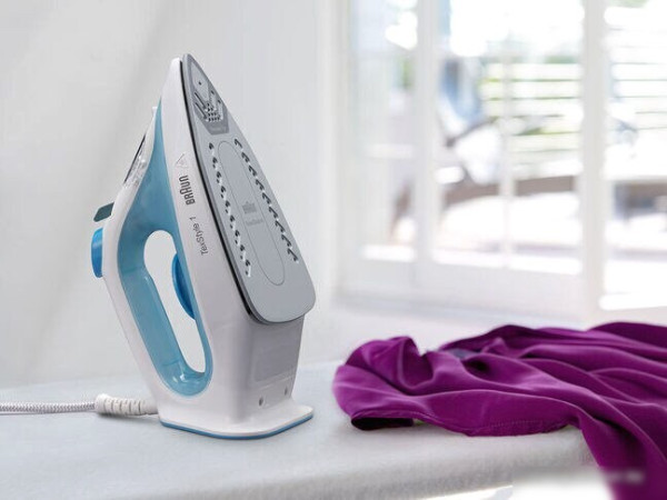 Утюг Braun TexStyle 1 SI 1050 BL