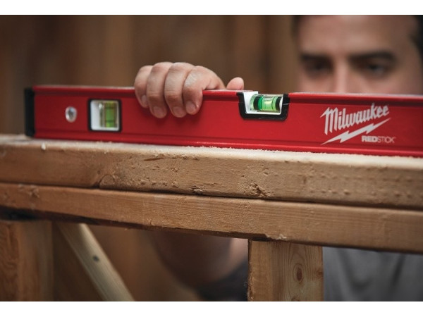 Уровень строительный Milwaukee Redstick Compact магнитный 4932459085