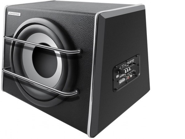 Корпусной активный сабвуфер Digma DCS-120