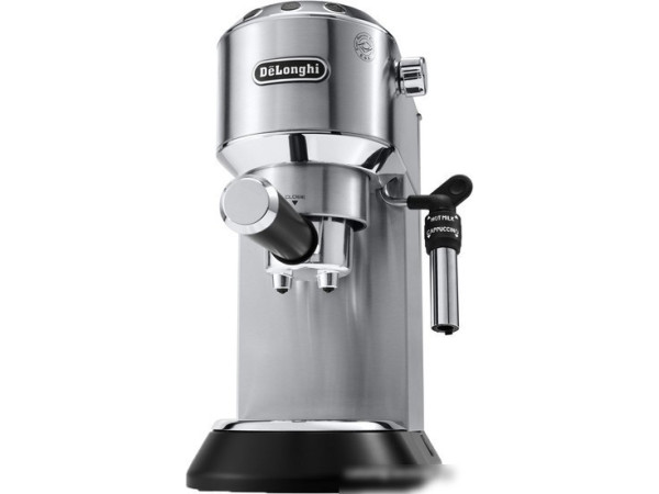 Рожковая помповая кофеварка DeLonghi Dedica EC 685.M