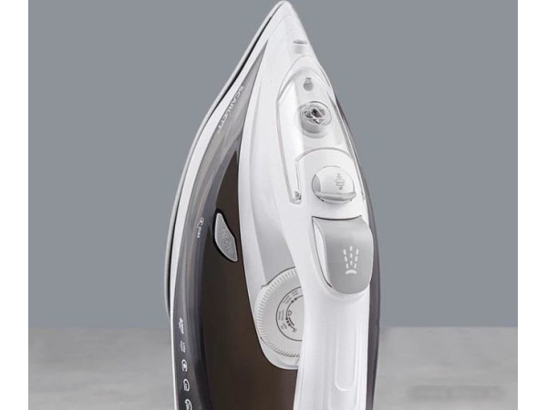 Утюг Scarlett SC-SI30K40