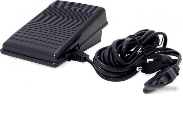 Электромеханическая швейная машина Janome 1522RD