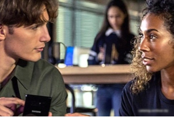 Внешний накопитель Samsung T7 Shield 2TB (бежевый)