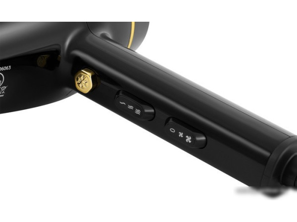 Фен StarWind SHD 6063