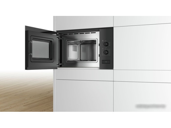 Микроволновая печь Bosch BFL520MB0