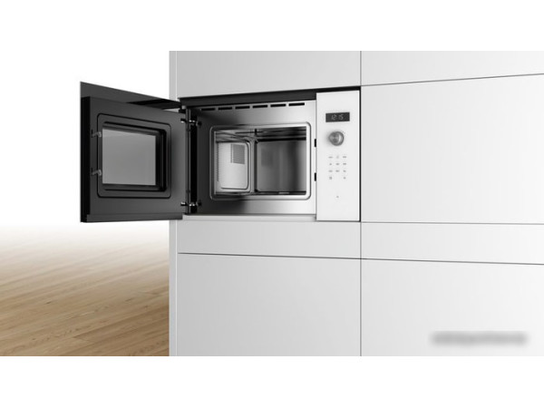 Микроволновая печь Bosch BFL524MW0