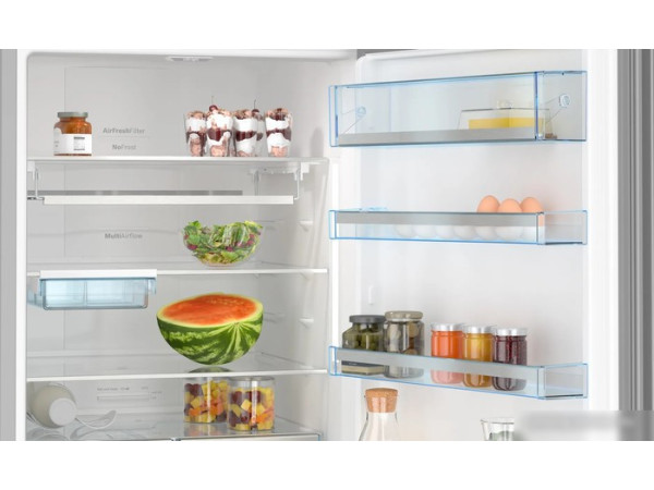 Холодильник Bosch Serie 6 KGN56LB31U