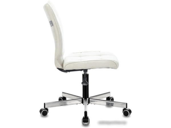 Офисный стул Бюрократ CH-330M/VELV20 (бежевый)