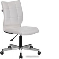 Офисный стул Бюрократ CH-330M (белый)