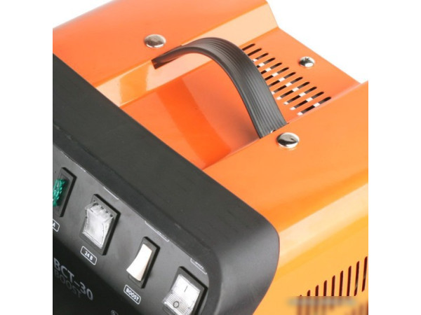 Зарядное устройство Patriot BCT-30 Boost