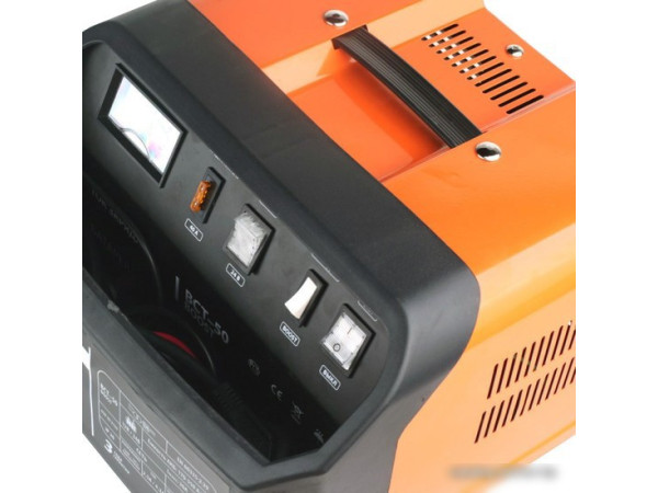 Зарядное устройство Patriot BCT-50 Boost