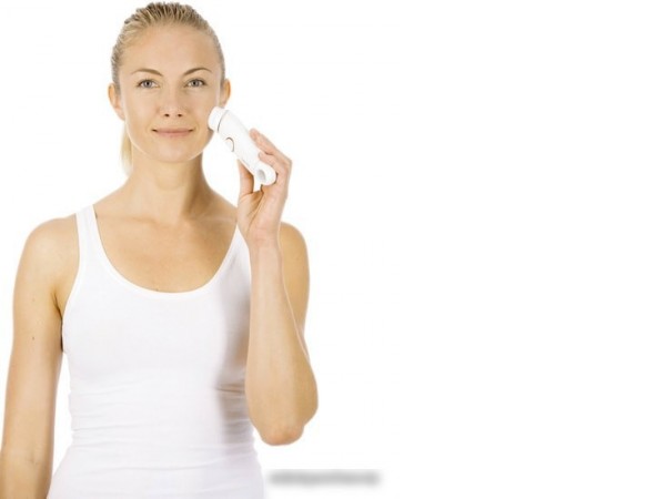 Прибор для чистки и массажа лица Beurer FC 45