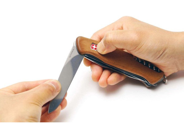 Туристический нож Victorinox RangerWood 55 [0.9561.63]