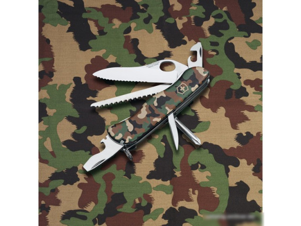 Туристический нож Victorinox Trailmaster Camouflage
