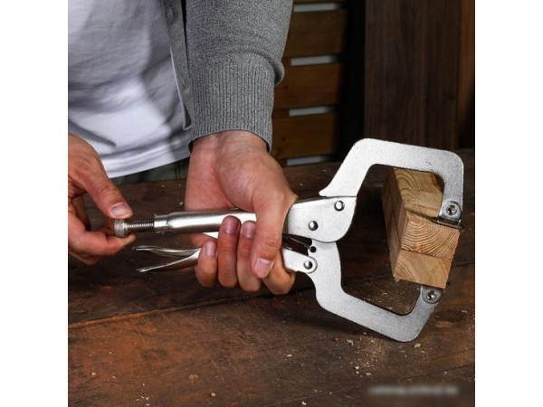 Струбцина Deko HT34