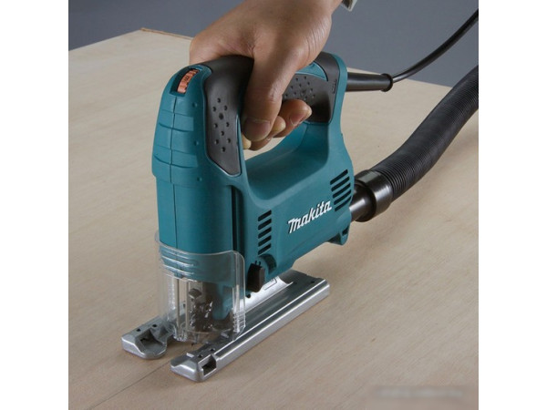 Электролобзик Makita 4329