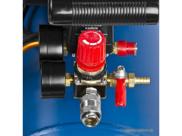 Компрессор Зубр ЗКПМ-240-24-1.5