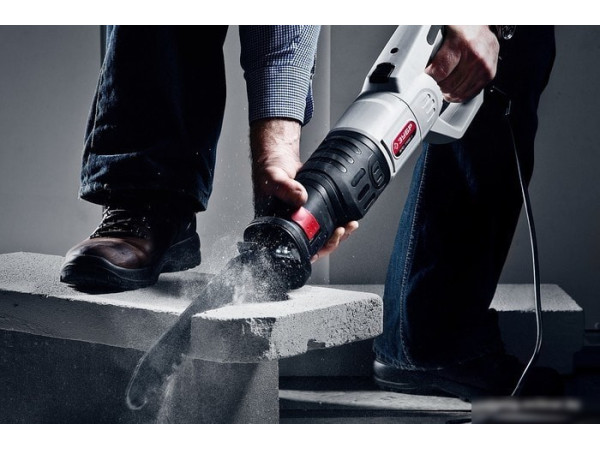 Сабельная пила Зубр ЗПС-1100 Э