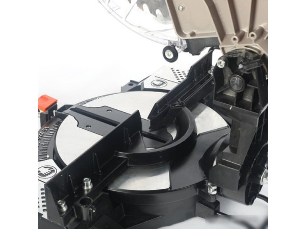 Торцовочная Patriot MS 303