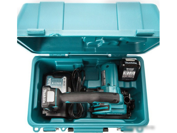 Дисковая пила Makita HS301DWAE