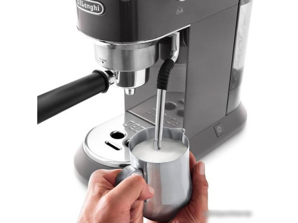 Рожковая помповая кофеварка DeLonghi Dedica Arte EC885.GY