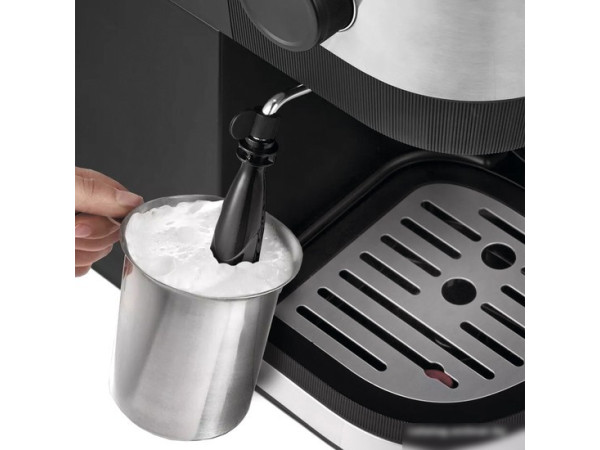 Рожковая помповая кофеварка Kitfort KT-771