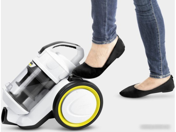 Пылесос Karcher VC 3 Floor 1.198-059.0