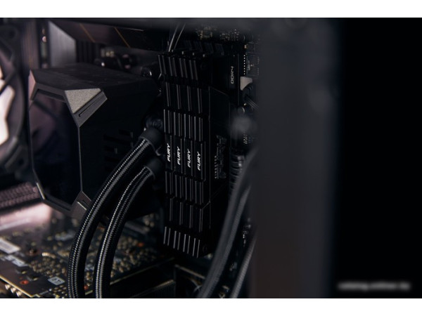 Оперативная память Kingston FURY Renegade 32ГБ DDR4 3600МГц KF436C18RB2/32