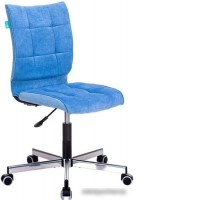 Кресло Бюрократ CH-330M/VELV86 (голубой)