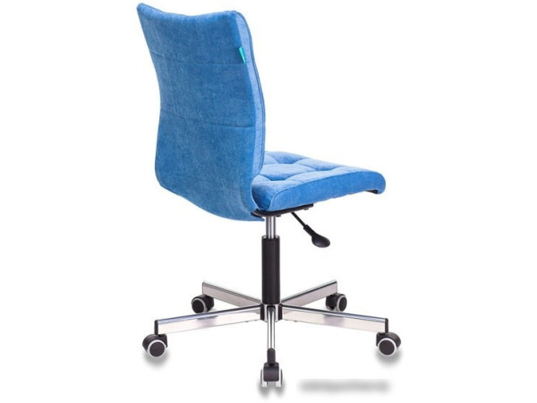 Кресло Бюрократ CH-330M/VELV86 (голубой)
