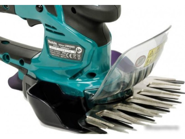 Садовые ножницы Makita UM600DZ