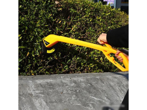 Триммер Deko DKTR450 065-1240