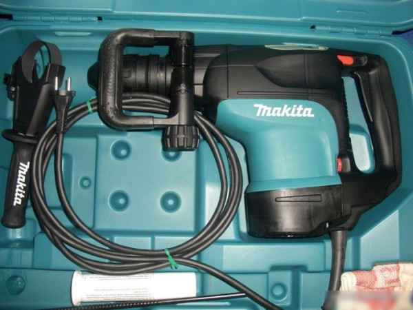 Перфоратор Makita HR4501C