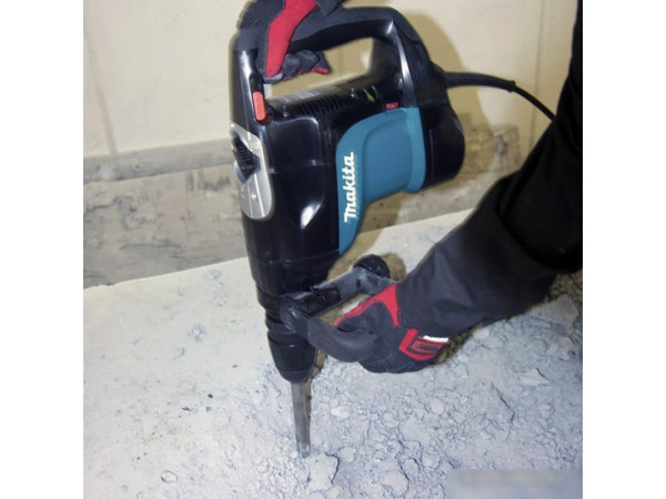 Перфоратор Makita HR4501C