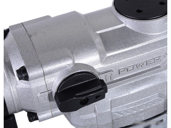 Перфоратор Ресанта П-40-1600КМ