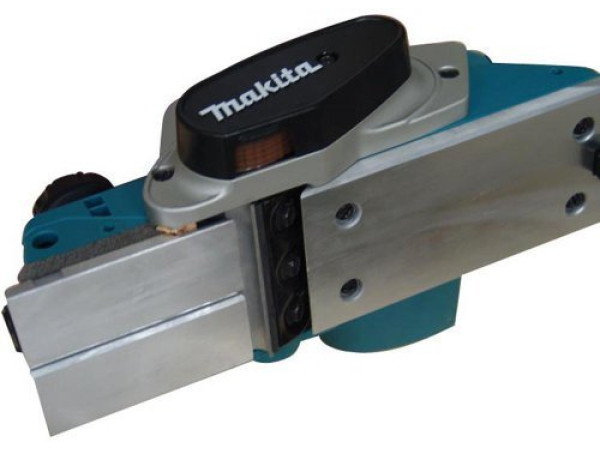 Рубанок Makita KP0800