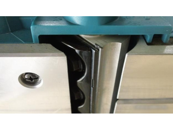 Рубанок Makita KP0800