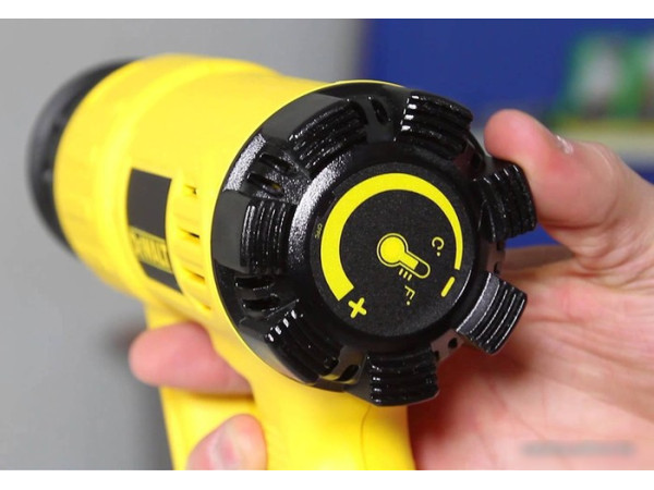 Промышленный фен DeWalt D26411