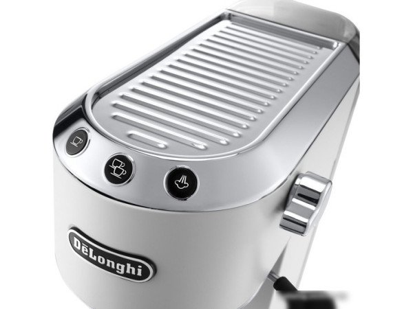 Рожковая помповая кофеварка DeLonghi Dedica EC 685.W
