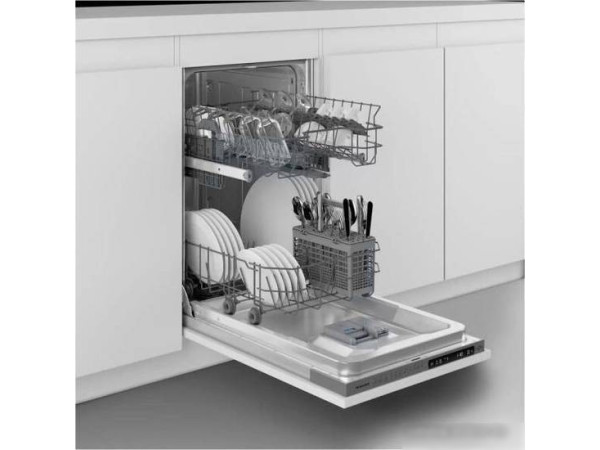 Встраиваемая посудомоечная машина Hotpoint-Ariston HIS 1C69