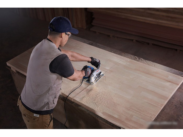 Дисковая пила Bosch GKS 600 Professional [06016A9020]