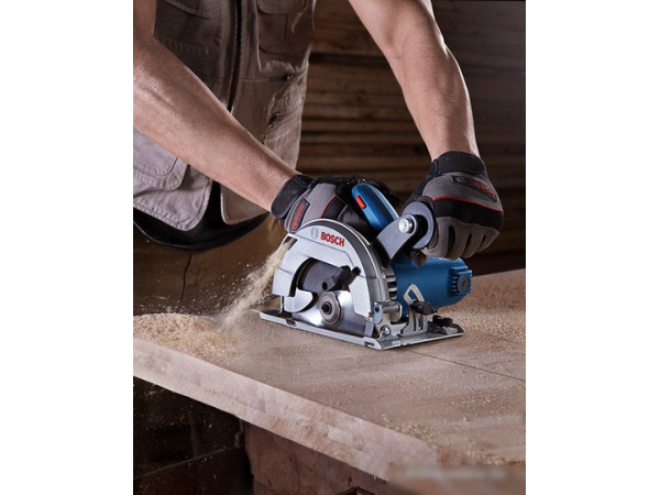 Дисковая пила Bosch GKS 600 Professional [06016A9020]