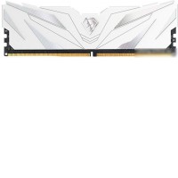 Оперативная память Netac Shadow II White 8ГБ DDR5 4800 МГц NTSWD5P48SP-08W