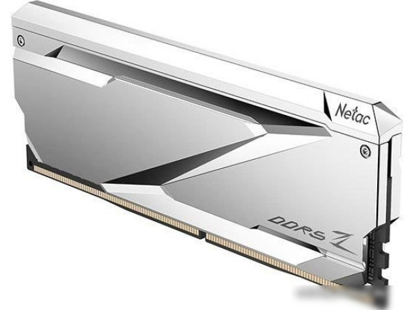 Оперативная память Netac Z RGB 2x16ГБ DDR5 6200МГц NTZED5P62DP-32S