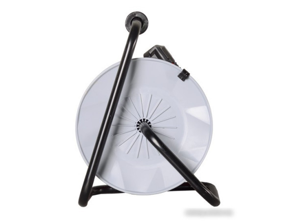 Удлинитель на катушке Ресанта СУ-3x1.5-30/3