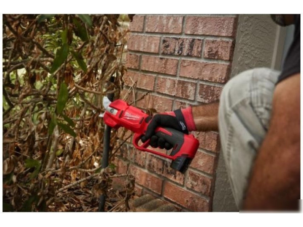 Секатор Milwaukee M12BLPRS-0 4933480114 (без АКБ)