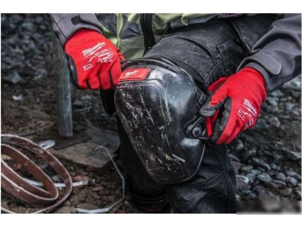 Наколенники садовые Milwaukee Flexible 4932478136