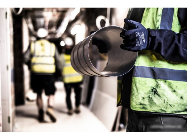 Нитриловые перчатки Milwaukee Cut level 5/E 8/M 4932471424