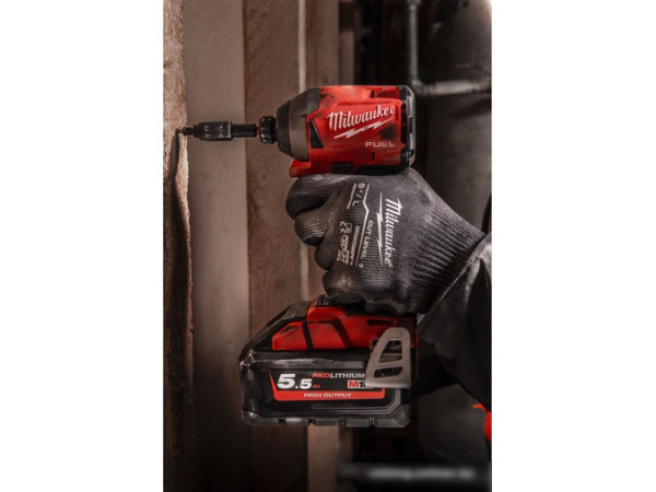 Нитриловые перчатки Milwaukee Cut level 5/E 9/L 4932471425